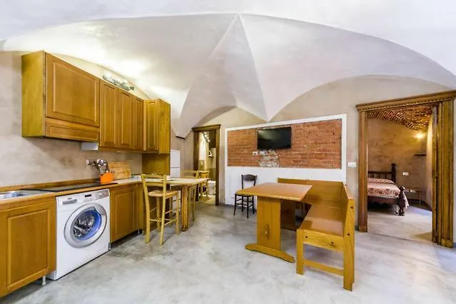 Lovingenoa - Antico Convento Apartmán Janov